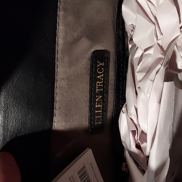 Ellen Tracy quilted shoulder bag NWT - Picture 3 of 4